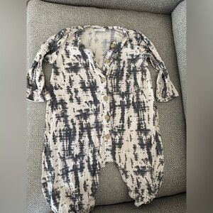 kate quinn Black & Cream Tie-Dye One-Piece